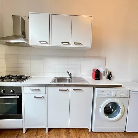 Cosy - Quartier Eu - Ixelles Apartment *
